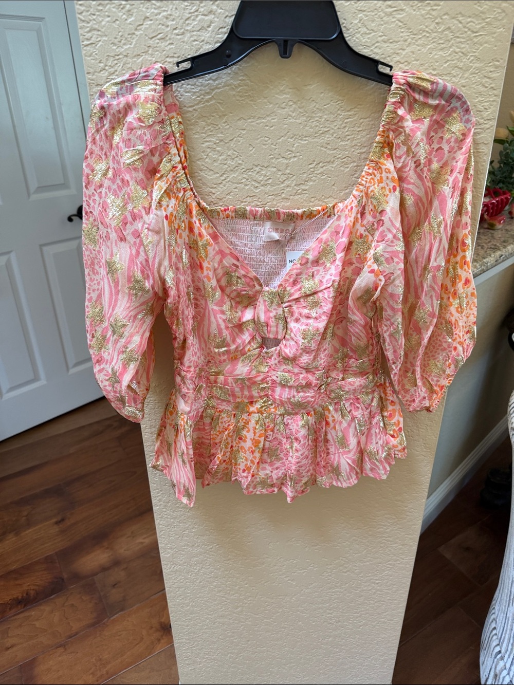 Pink Floral Puff-Sleeve Peplum Blouse with Ruching